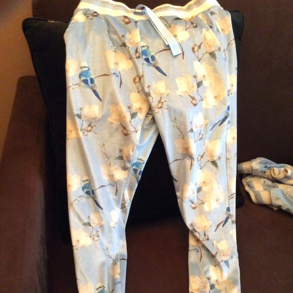 Powder Blue Girl's hooded jogging suit with crystal zipper by A Dee, Size 12 - Picture 1 of 3